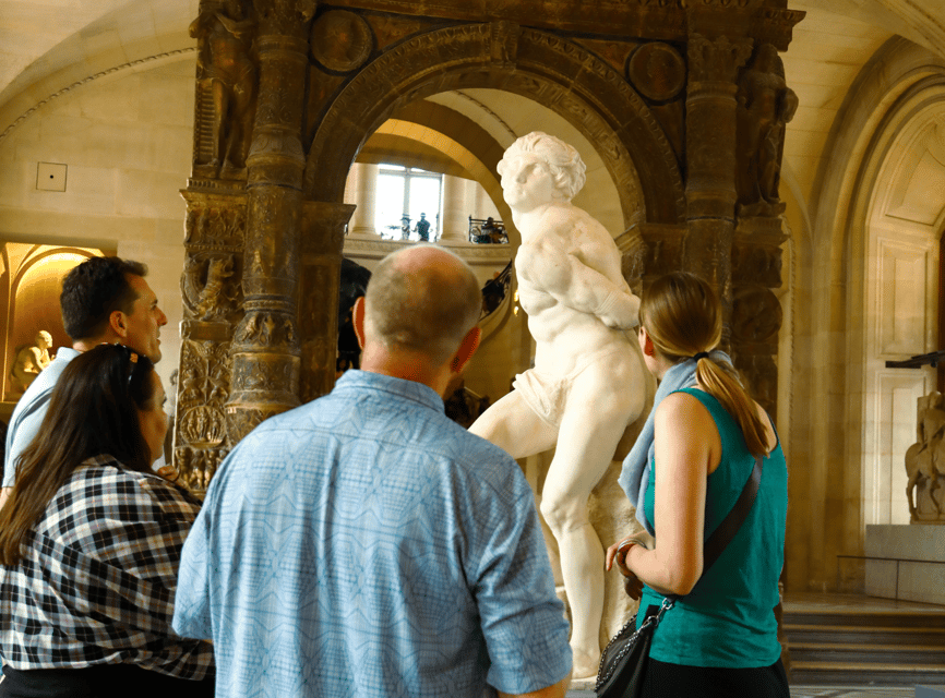 Paris: Early Morning Louvre Private Guided Tour with Pickup - Price vs. payoff: when it feels like a smart purchase