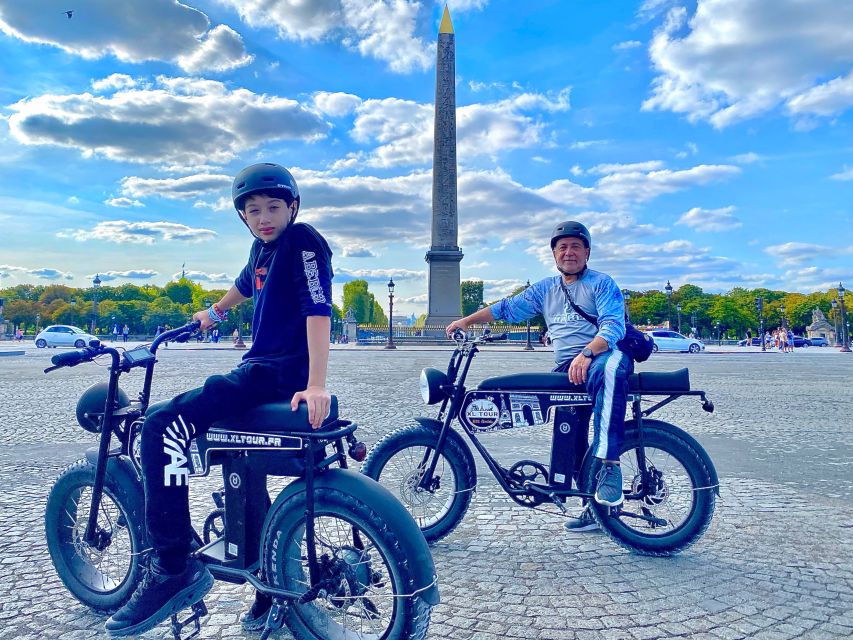 Paris: Eiffel Tower and Notre Dame Night Tour by E-Bike - Meet at 10 Rue de la Paix: bikes, helmets, and a quick safety reset