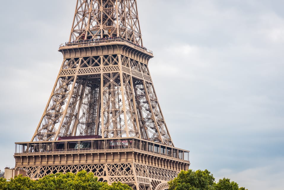 Paris: Eiffel Tower Elevator 2nd Level and Summit Access - Who should book this and who should skip it