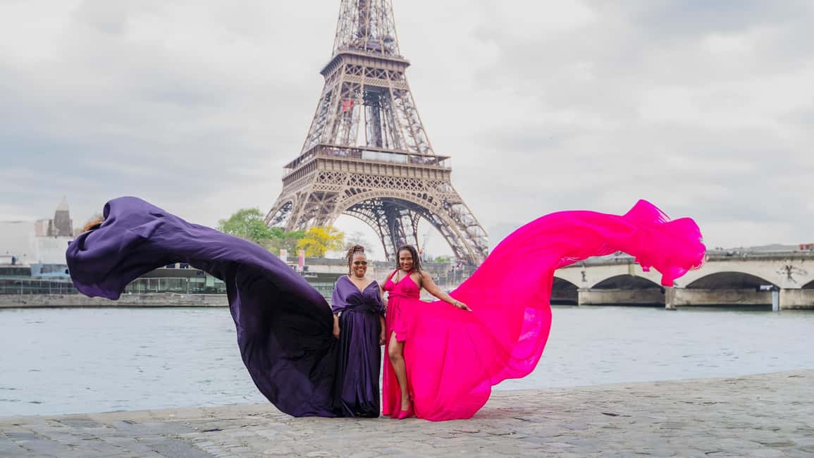 Paris: Eiffel Tower Flying-Dress Photoshoot jonadress - Editing and delivery: the photos don’t end at the shutter click