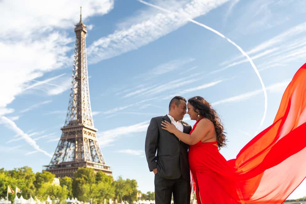 Paris: Eiffel Tower Glamor Photoshoot with Dress Options - Your photo handoff: 10 edited files, secure gallery, and backstage videos