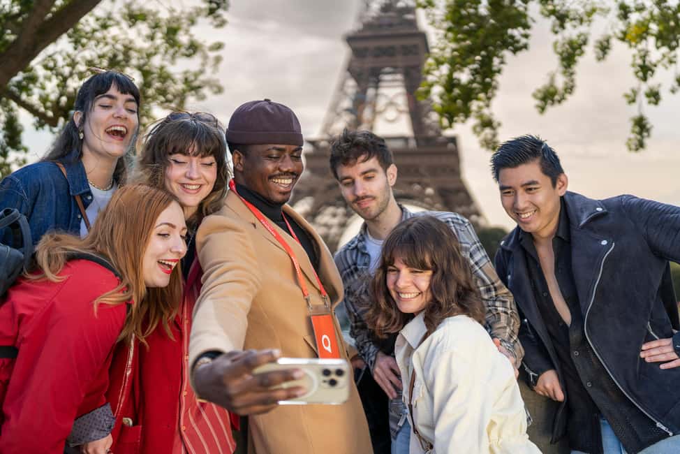 Paris: Eiffel Tower Guided Tour with Summit Access - Should you book this Eiffel Tower summit tour?