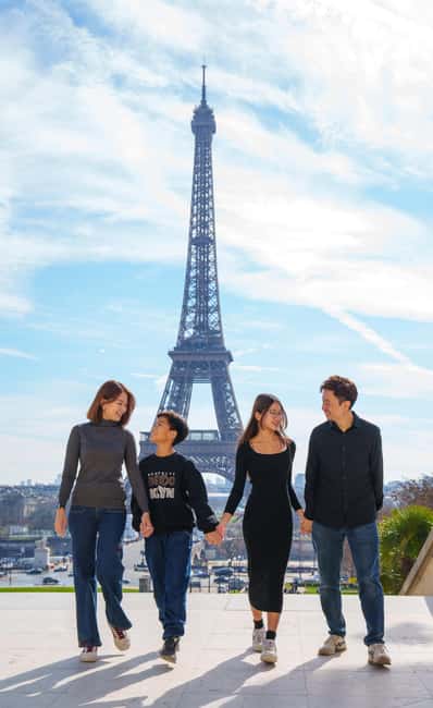 Paris: Eiffel Tower Photoshoot with a Professional - Pro-Level Retouching That Still Looks Like You