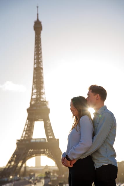 Paris: Eiffel Tower Photoshoot with a Professional - Who This Photoshoot Suits Best (Couples, Families, and Proposals)