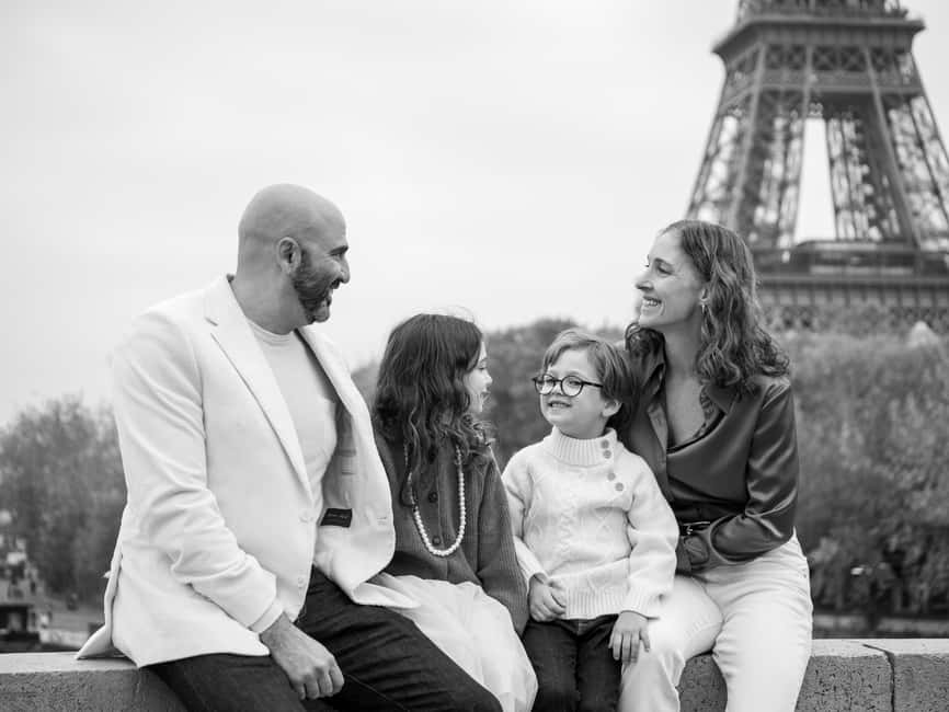 Paris: Eiffel Tower Private Photoshoot Experience - Stop 3: Final viewpoint and what makes the premium flow special