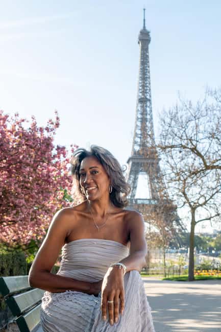 Paris: Eiffel Tower Private Professional Photoshoot - Who This Photoshoot Suits Best (and Where It Might Not)
