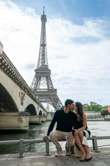 Paris: Eiffel Tower Private Professional Photoshoot - FAQ