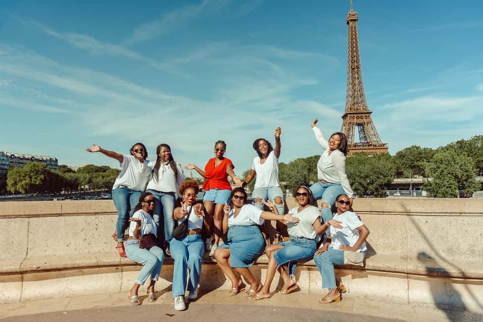 Paris: Eiffel Tower Street Photoshoot - Meeting at Chaillot: Starting Smoothly at Théâtre national de la Danse