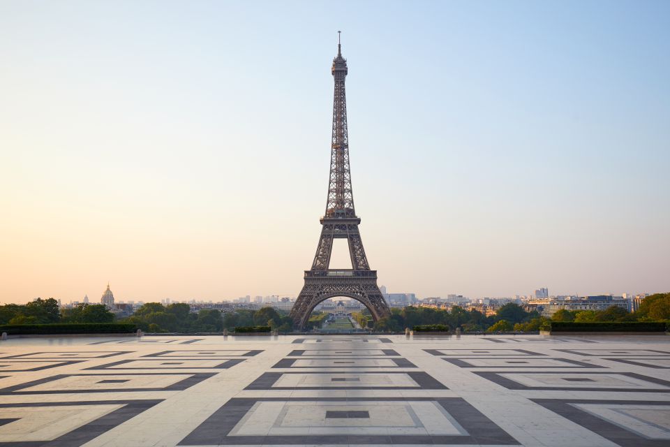 Paris: Eiffel Tower Summit Access Tour and River Cruise - The hosted walk: short, helpful, and focused on the Eiffel story