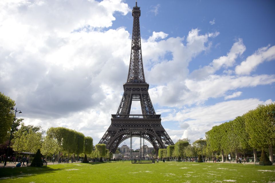 Paris: Eiffel Tower Tour & Seine River Cruise Tour - How the $63 price stacks up