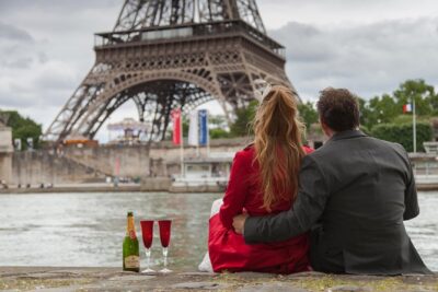 Paris Eiffel Tower Vows Renewal Ceremony - Photoshoot and Video - The Guided Photo Walk Through Bridges and Promenades