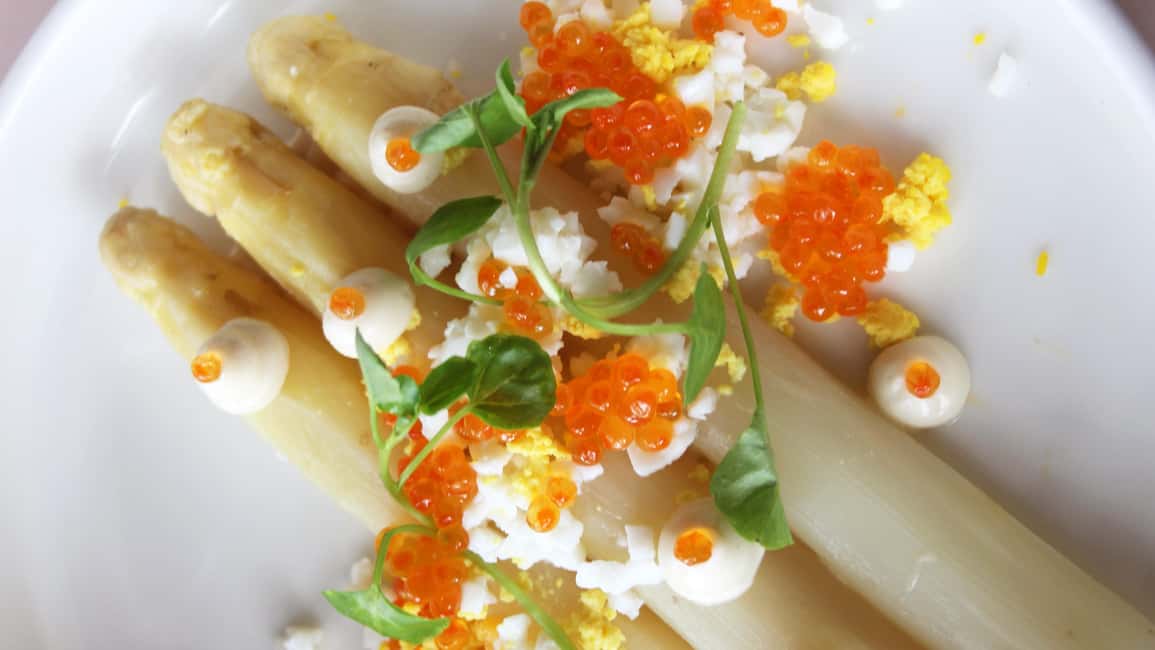 Paris: Eiffel Tower's Madame Brasserie 3-course lunch 12:00 - Key things I’d bet on