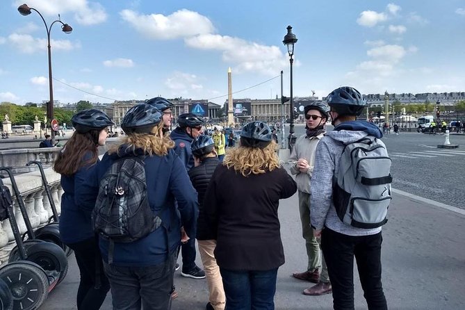 Paris: Experience Segway Top Highlights Small Group 2 Hours - Gear and training: your first minutes on a Segway