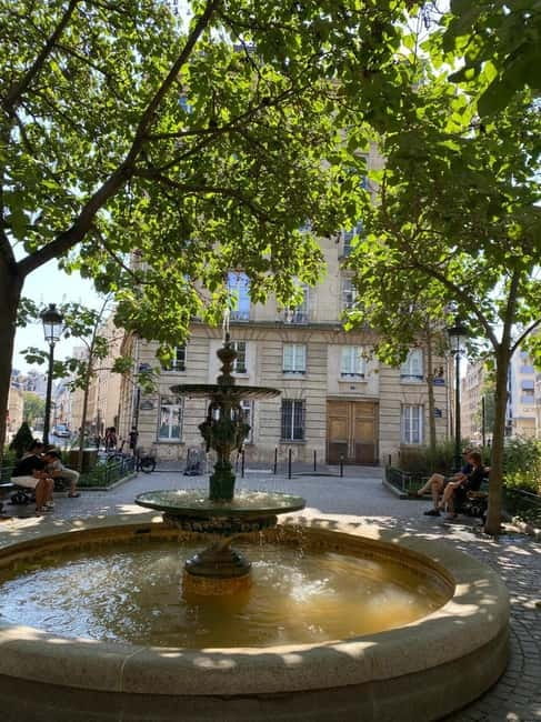 Paris: Explore the City Like Emily Tour - Filming Locations - Exploring Charming Neighborhoods Between Stops