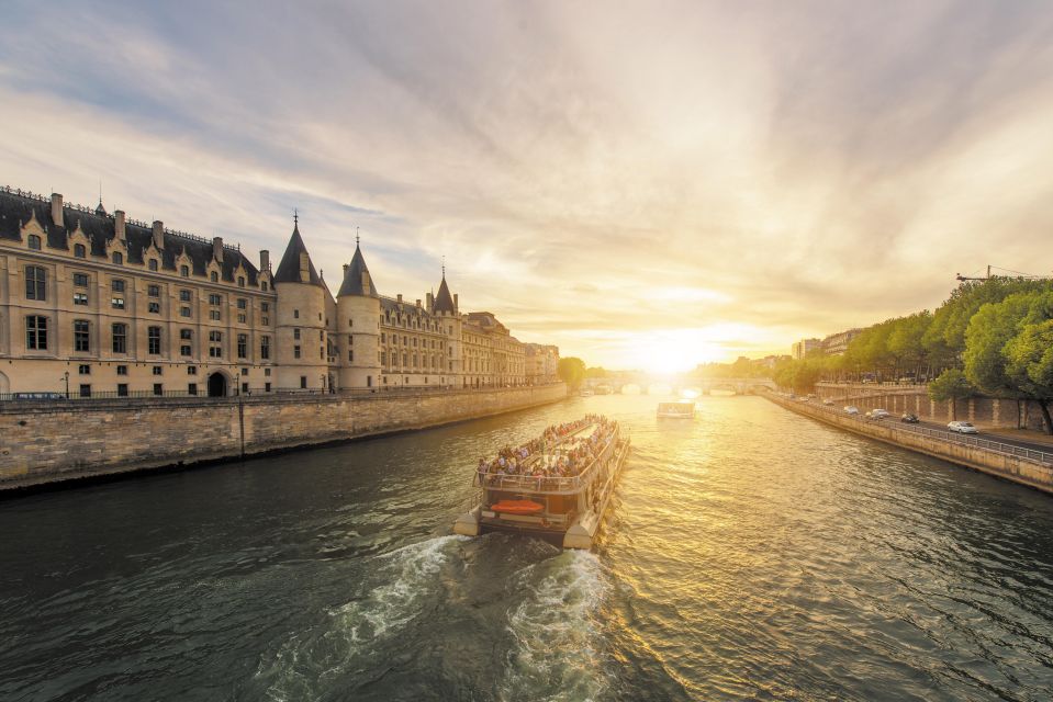 Paris: Explorer Pass with 3, 4, 5, 6, or 7 Attractions - Logistics that can make or break your day