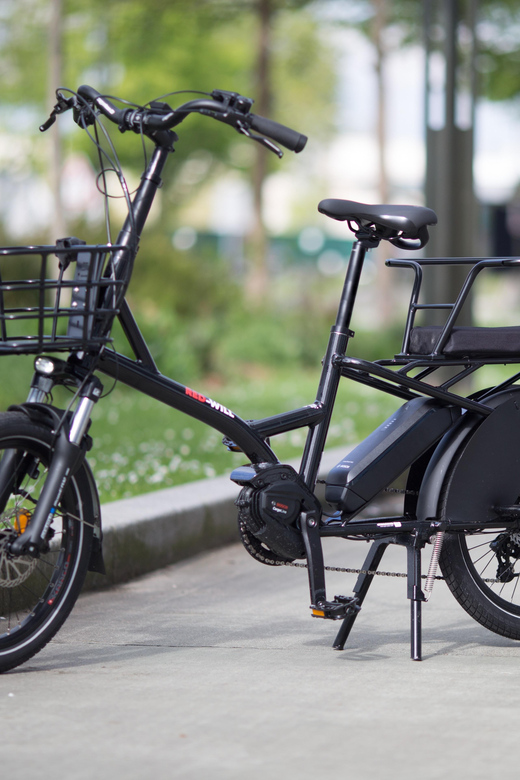 PARIS: Family e-bike longtail renting - How to use your 10am to 6pm freedom (without burning out)