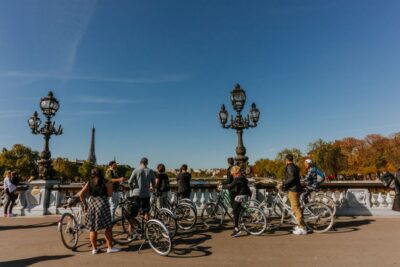 Paris: Famous Monuments Cycling Tour - Notre-Dame and Île de la Cité: your first big-picture moment