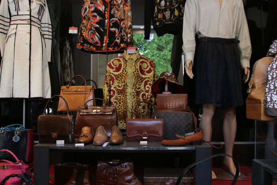 Paris: Fashion History Walking Tour in the Heart of Paris - Why Paris Fashion Feels Personal on This Walk