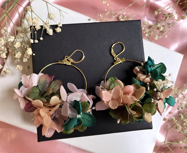 Paris: Floral Earrings workshop - How the workshop turns ideas into earrings you can actually wear