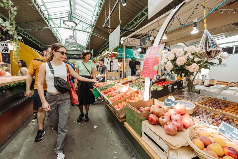 Paris: Food and Wine Tasting Walking Tour in Le Marais - Le Marais on foot: what makes this food-and-wine tour work