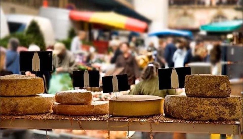 Paris: Food Market Tour in Bastille - Art and cookshops around the edges