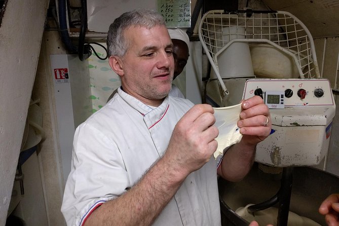 Paris French Baking Class Baguettes and Croissants in a Bakery - Croissant Secrets: What You Can Learn Even with Limited Time