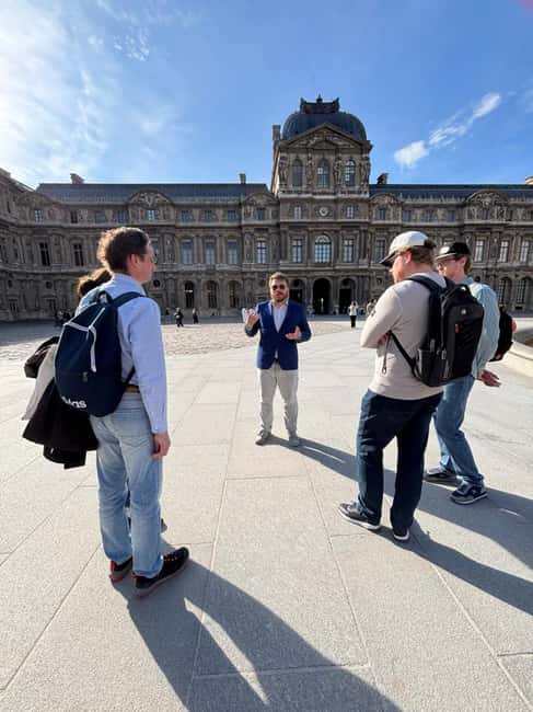 Paris: French Monarchy Intrigues Walking Tour - From Pont des Arts to story mode in 2.5 hours