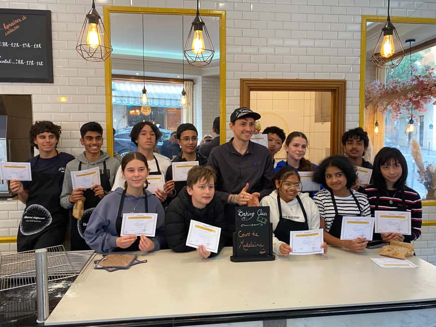 Paris: French Pastry and Baking Workshop - Inside Boulangerie Bistrot Baguette: how the class actually starts