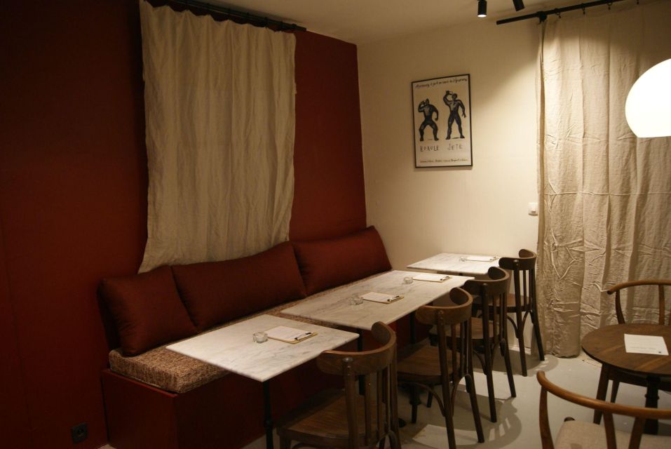 Paris : French wine tasting in Montmartre - The 5-wine lineup and how to taste each one