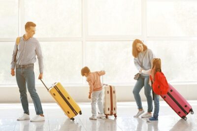 Paris Gare du Nord Luggage Storage - How the Storage Day Plays Out (Drop-Off, Explore, Pick-Up)