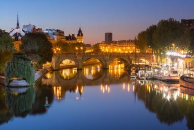 Paris Ghosts and Dark Stories Tour - Quai de l’Horloge and the Seine’s darker tales