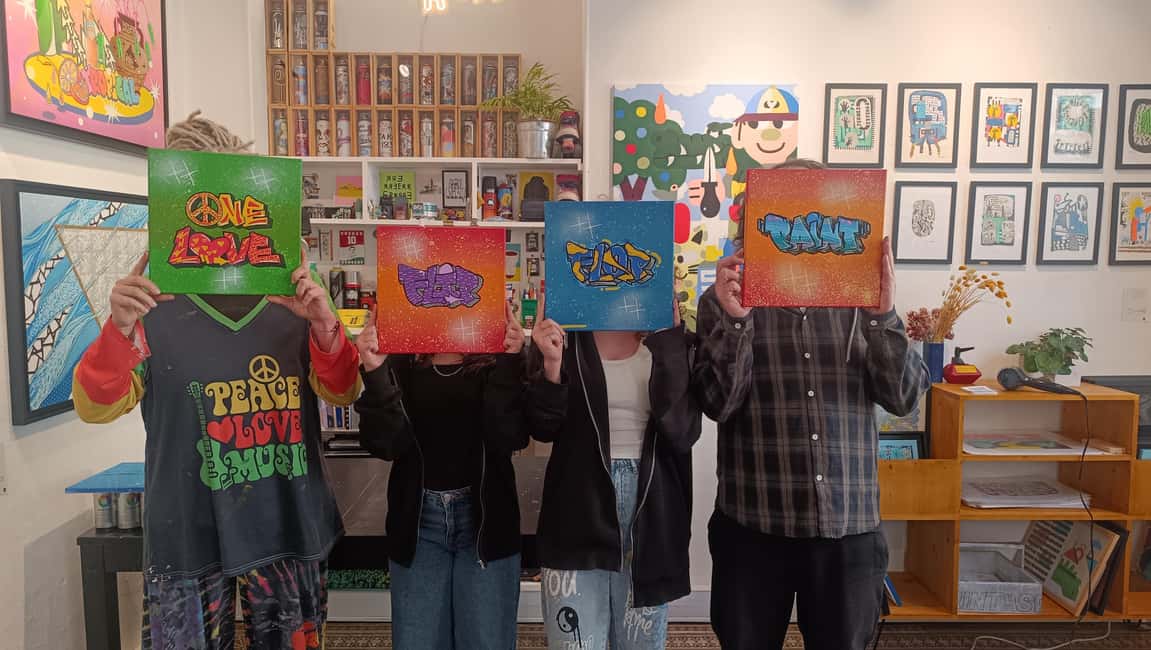 Paris: Graffiti on Canvas Workshop at an Art Studio - Practical tips so you finish with a piece you’re proud of