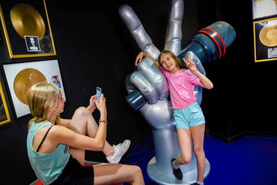 Paris: Grèvin Wax Museum and Seine River Cruise Tickets - Grévin Wax Museum: where celebrity culture meets practical planning