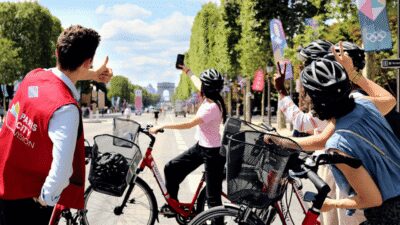 Paris Guided Bike Tour - Meeting at PARISCITYVISION near Place des Pyramides