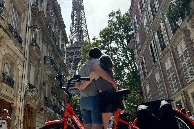 Paris Guided City Sightseeing Tour by Bike or E-Bike - Rue de Rivoli to Saint-Germain-l’Auxerrois: Shopping Streets With a Story