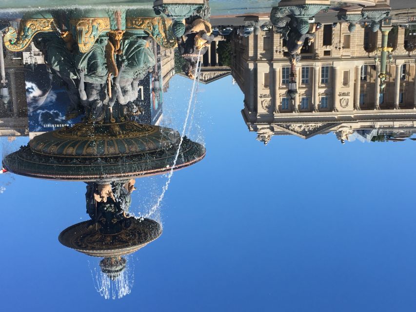 Paris: Guided Outdoor Walking Escape Game - A detective plot built around Paris landmarks