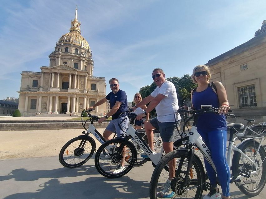 Paris: Guided Private E-bike Sightseeing Tour - 150 minutes that connect Eiffel, Louvre, and Arc de Triomphe