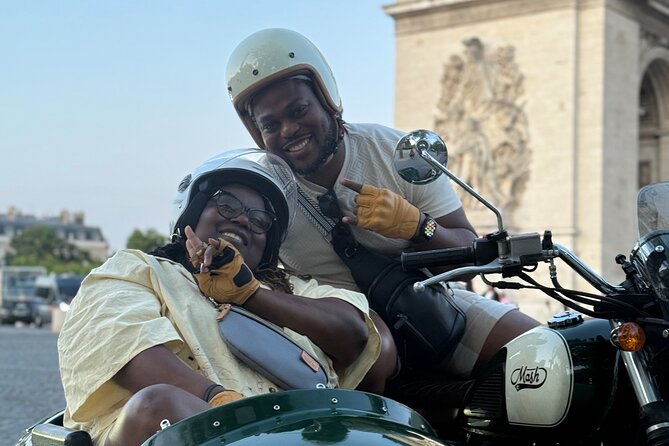 Paris: Guided Side Car Tour on the Left Bank - The guide makes a difference, and Raphael clearly knows the job