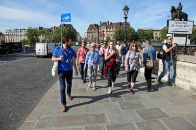 Paris Guided Tour with Notre Dame Cathedral or Ste Chapelle Entry - Ile de la Cité: From City Heartbeat to Revolutionary Chapter