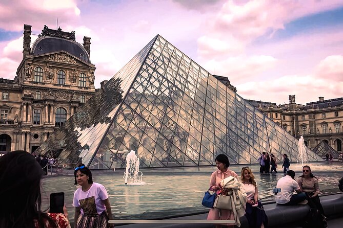 Paris Half Day Tour & Cruise, Private Guide & Louvre Entrance - Seine River Time: Hop-On Hop-Off Boat Pass for 24 Hours