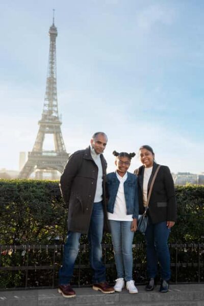 Paris: Half-Day Trip to Fontainebleau with a Local - The Comfort Setup: Pickup, Wi‑Fi, Snacks, and an English-Speaking Guide
