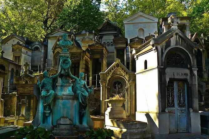 Paris: Haunted Père Lachaise Cemetery Guided Tour - Price and value: what your $26.55 actually buys