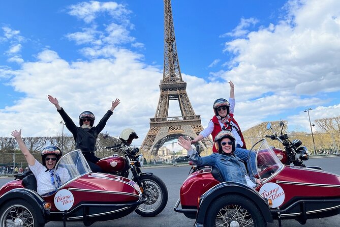 Paris Highlights: Private Sidecar Tour - What’s included: the gear that makes sidecar rides comfortable