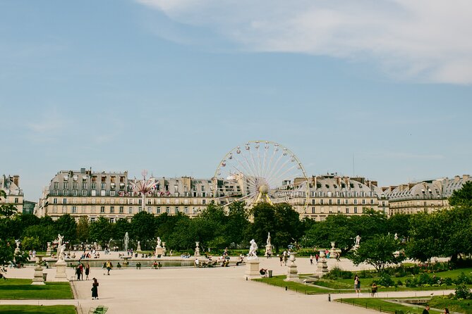 Paris Highlights with an LGBTQ Perspective Private Tour - Place de la Concorde: orientation plus the stories behind visibility