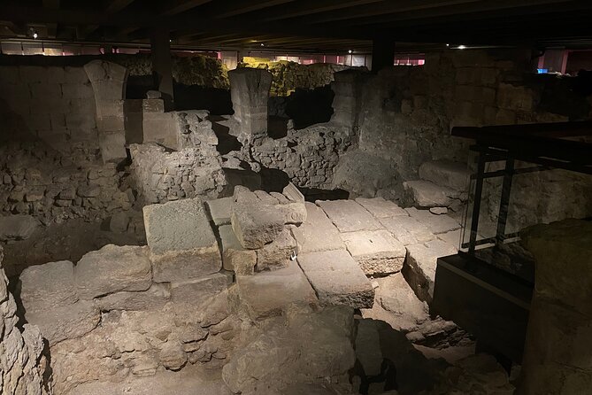 Paris Île de la Cité and Notre-Dame Walking Tour With Crypt - Conciergerie and Sainte-Chapelle options: interiors you can add if you want more