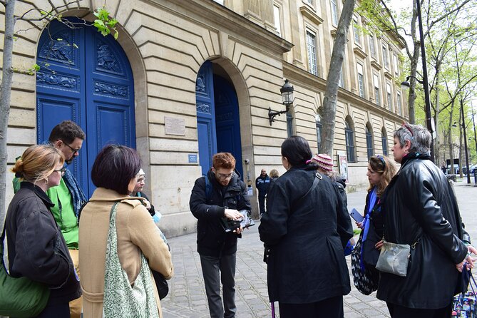 Paris Jewish Heritage: Le Marais & Montmartre Guided Walking Tour - Le Marais segment: medieval streets, rebuilt communities, and the Agoudas Hakehilos clue