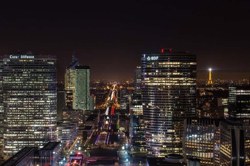 Paris: La Défense Modern District Walking Tour - Price and value: is $100 for 75 minutes worth it?