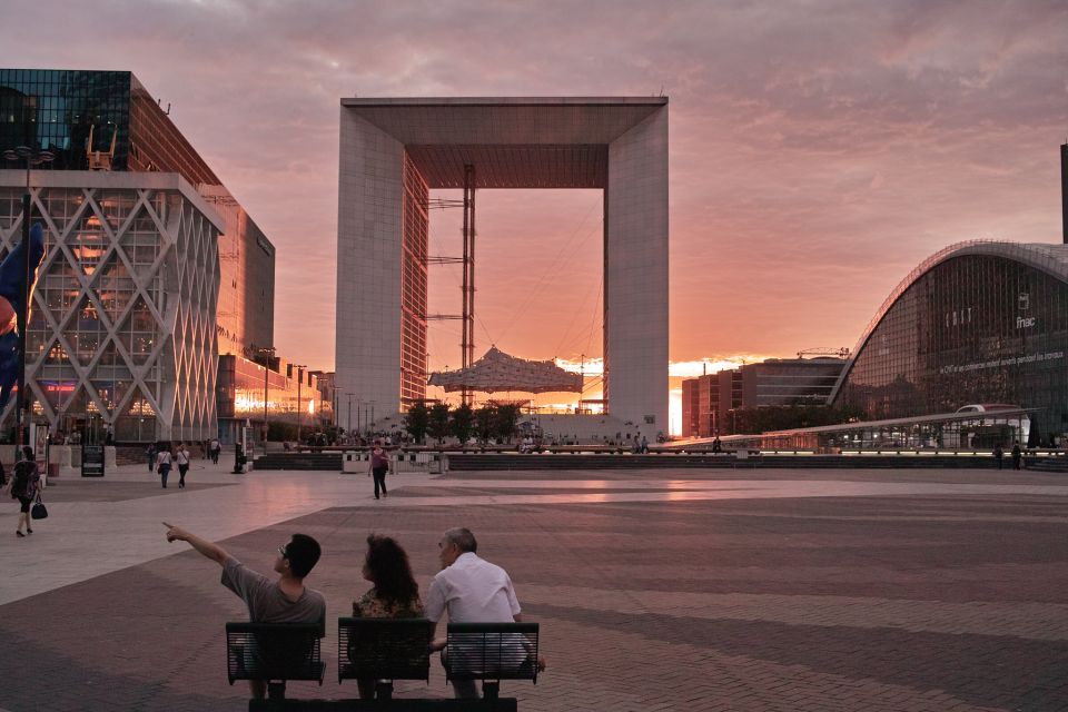 Paris: La Défense Private Guided Tour - A Fresh Angle on Paris: Why La Défense Fits a 2-Hour Private Visit