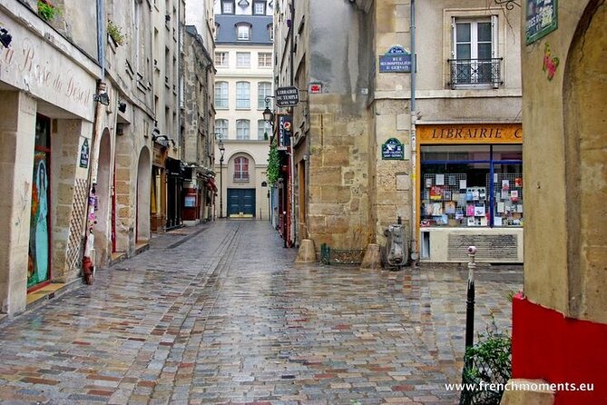 Paris La Marais District Guided Walking Tour - Stop 3: Maison de Victor Hugo for Literature and Local Texture