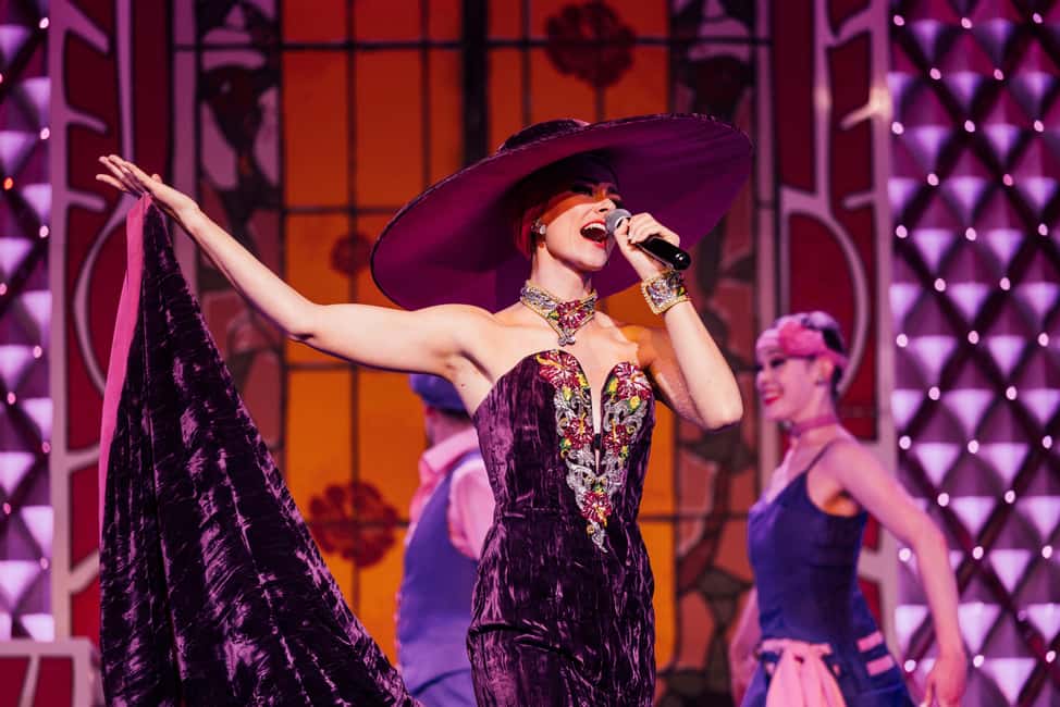 Paris: La Nouvelle Eve Cabaret Dinner Show - The Paris Je T’aime Theme: Piaf, Clapping, and Comedic Variety